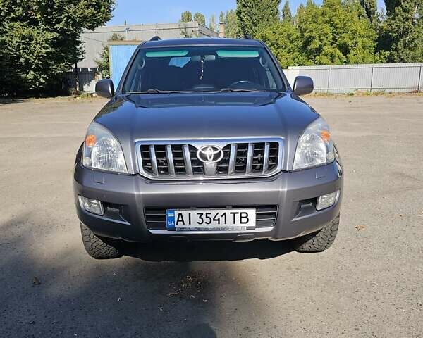 Серый Тойота Ленд Крузер Прадо, объемом двигателя 4 л и пробегом 257 тыс. км за 17000 $, фото 5 на Automoto.ua