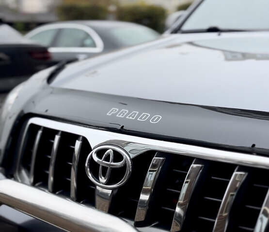 Серый Тойота Ленд Крузер Прадо, объемом двигателя 2.98 л и пробегом 410 тыс. км за 14750 $, фото 2 на Automoto.ua