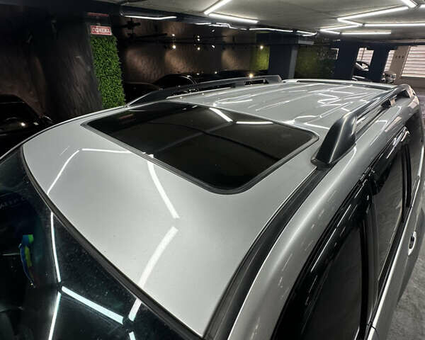 Серый Тойота Ленд Крузер Прадо, объемом двигателя 4 л и пробегом 240 тыс. км за 13900 $, фото 19 на Automoto.ua