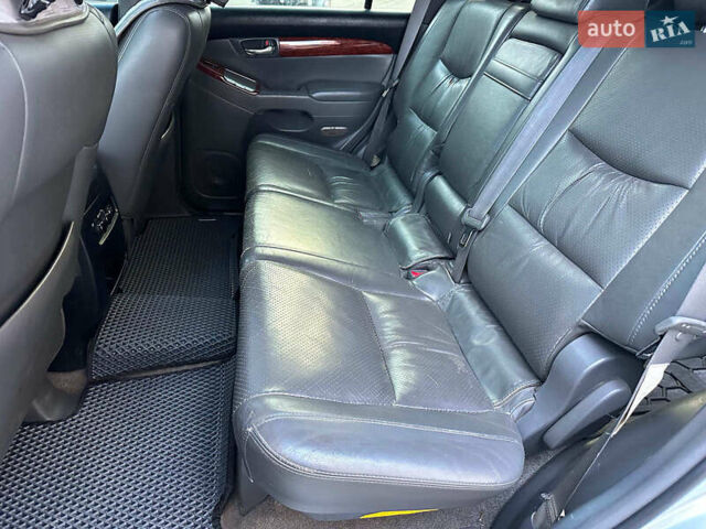 Серый Тойота Ленд Крузер Прадо, объемом двигателя 4 л и пробегом 280 тыс. км за 14490 $, фото 12 на Automoto.ua