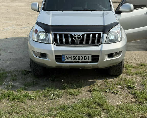 Сірий Тойота Ленд Крузер Прадо, об'ємом двигуна 4 л та пробігом 373 тис. км за 16000 $, фото 15 на Automoto.ua