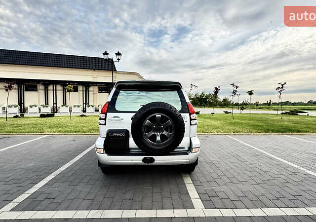 Серый Тойота Ленд Крузер Прадо, объемом двигателя 3.96 л и пробегом 177 тыс. км за 23000 $, фото 1 на Automoto.ua