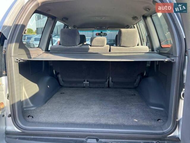 Сірий Тойота Ленд Крузер Прадо, об'ємом двигуна 4 л та пробігом 166 тис. км за 17500 $, фото 9 на Automoto.ua