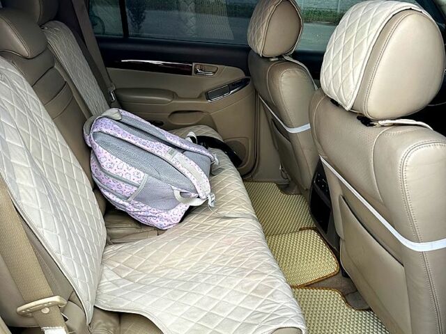 Серый Тойота Ленд Крузер Прадо, объемом двигателя 4 л и пробегом 160 тыс. км за 17250 $, фото 10 на Automoto.ua