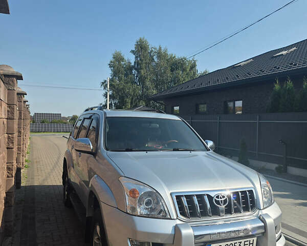 Сірий Тойота Ленд Крузер Прадо, об'ємом двигуна 2.69 л та пробігом 200 тис. км за 15000 $, фото 2 на Automoto.ua