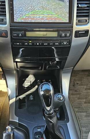 Сірий Тойота Ленд Крузер Прадо, об'ємом двигуна 3.96 л та пробігом 180 тис. км за 25500 $, фото 30 на Automoto.ua