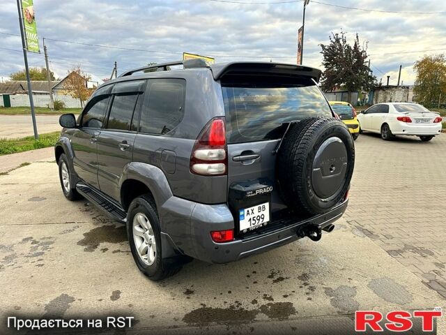 Серый Тойота Ленд Крузер Прадо, объемом двигателя 4 л и пробегом 160 тыс. км за 17250 $, фото 4 на Automoto.ua