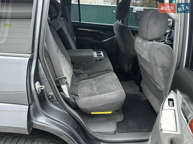 Сірий Тойота Ленд Крузер Прадо, об'ємом двигуна 4 л та пробігом 234 тис. км за 16400 $, фото 13 на Automoto.ua