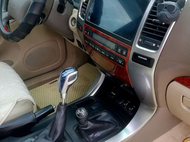 Сірий Тойота Ленд Крузер Прадо, об'ємом двигуна 4 л та пробігом 157 тис. км за 19200 $, фото 5 на Automoto.ua