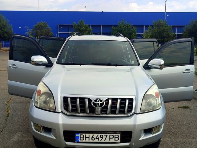 Серый Тойота Ленд Крузер Прадо, объемом двигателя 4 л и пробегом 280 тыс. км за 14000 $, фото 9 на Automoto.ua