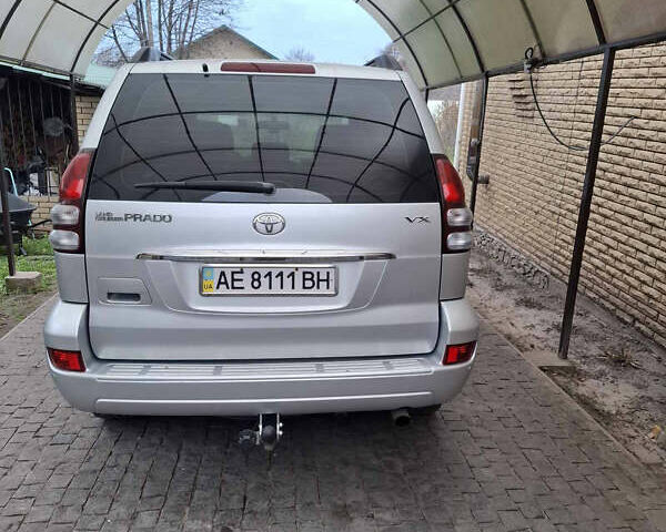 Сірий Тойота Ленд Крузер Прадо, об'ємом двигуна 3.96 л та пробігом 256 тис. км за 17500 $, фото 2 на Automoto.ua