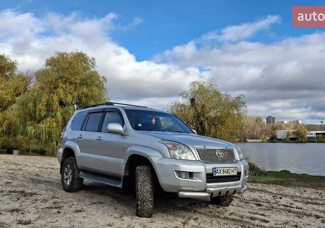 Сірий Тойота Ленд Крузер Прадо, об'ємом двигуна 4 л та пробігом 316 тис. км за 13980 $, фото 3 на Automoto.ua