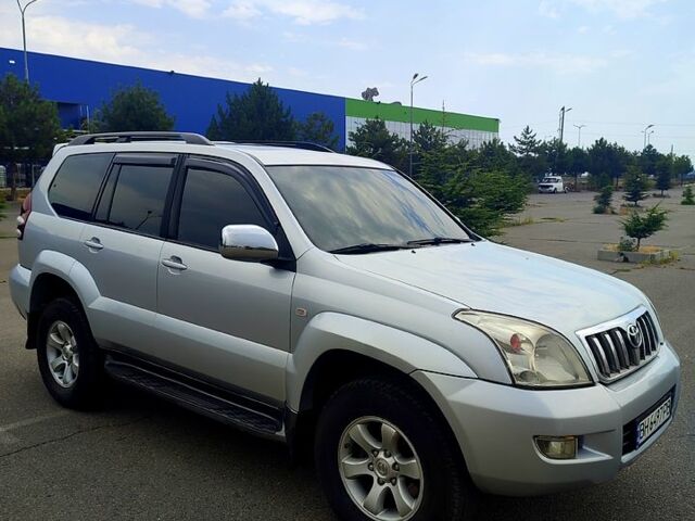 Серый Тойота Ленд Крузер Прадо, объемом двигателя 4 л и пробегом 280 тыс. км за 14000 $, фото 7 на Automoto.ua