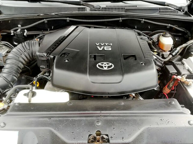 Сірий Тойота Ленд Крузер Прадо, об'ємом двигуна 4 л та пробігом 157 тис. км за 19200 $, фото 12 на Automoto.ua