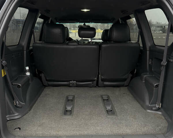 Сірий Тойота Ленд Крузер Прадо, об'ємом двигуна 3.96 л та пробігом 190 тис. км за 13900 $, фото 6 на Automoto.ua