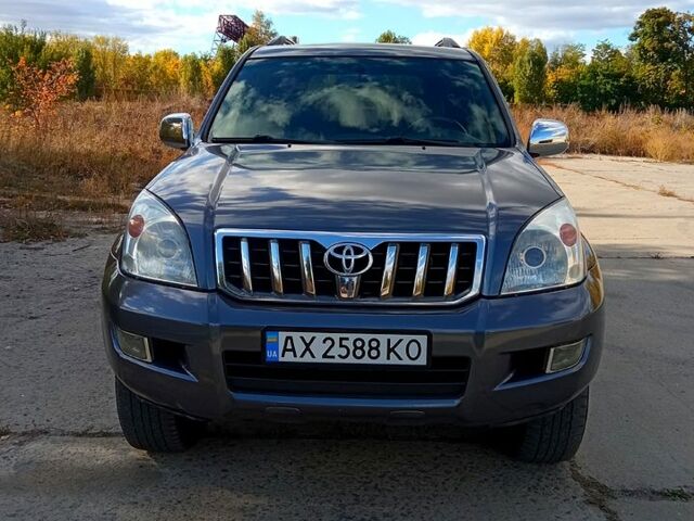 Серый Тойота Ленд Крузер Прадо, объемом двигателя 4 л и пробегом 130 тыс. км за 18000 $, фото 4 на Automoto.ua