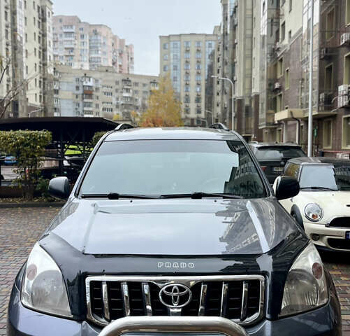 Серый Тойота Ленд Крузер Прадо, объемом двигателя 2.98 л и пробегом 410 тыс. км за 14750 $, фото 19 на Automoto.ua