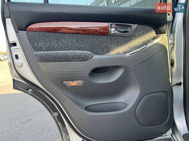 Сірий Тойота Ленд Крузер Прадо, об'ємом двигуна 4 л та пробігом 166 тис. км за 17500 $, фото 13 на Automoto.ua