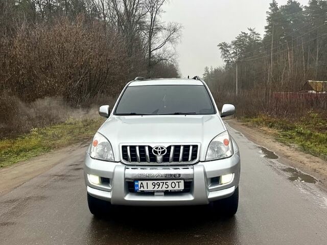 Серый Тойота Ленд Крузер Прадо, объемом двигателя 2.7 л и пробегом 300 тыс. км за 12000 $, фото 1 на Automoto.ua