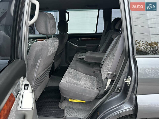 Сірий Тойота Ленд Крузер Прадо, об'ємом двигуна 4 л та пробігом 234 тис. км за 16400 $, фото 11 на Automoto.ua