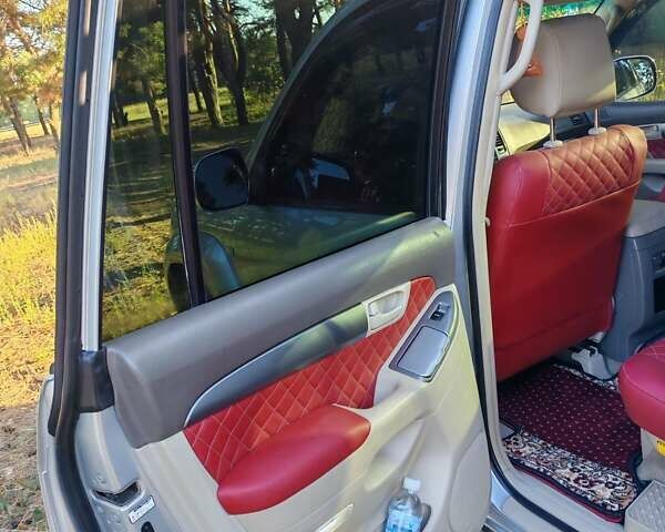 Серый Тойота Ленд Крузер Прадо, объемом двигателя 2.69 л и пробегом 171 тыс. км за 13100 $, фото 8 на Automoto.ua