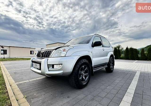 Сірий Тойота Ленд Крузер Прадо, об'ємом двигуна 3.96 л та пробігом 180 тис. км за 25500 $, фото 11 на Automoto.ua