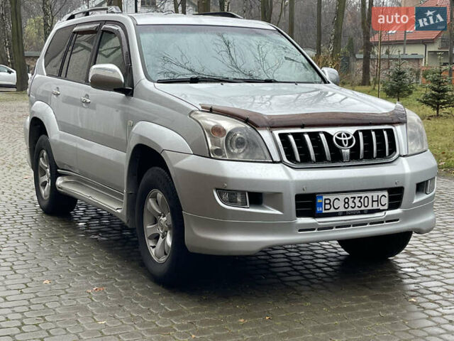 Серый Тойота Ленд Крузер Прадо, объемом двигателя 3.96 л и пробегом 305 тыс. км за 16300 $, фото 6 на Automoto.ua