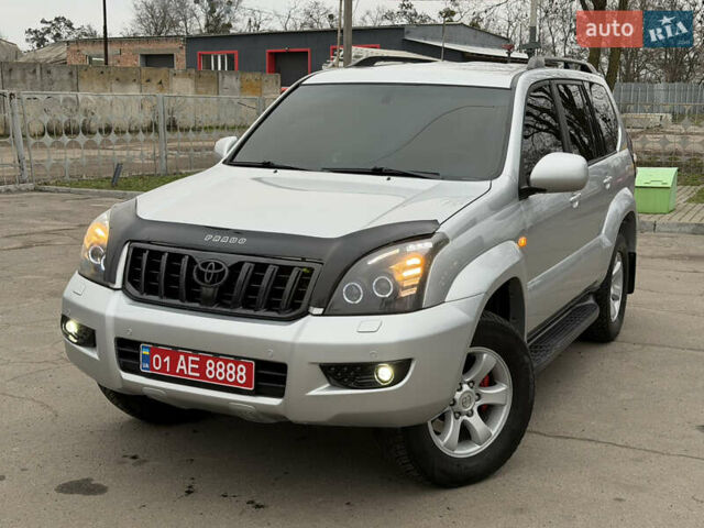 Сірий Тойота Ленд Крузер Прадо, об'ємом двигуна 4 л та пробігом 203 тис. км за 15499 $, фото 6 на Automoto.ua