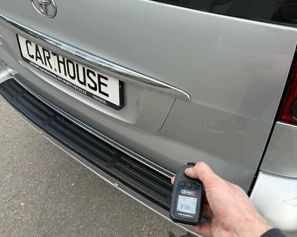 Сірий Тойота Ленд Крузер Прадо, об'ємом двигуна 4 л та пробігом 299 тис. км за 12999 $, фото 33 на Automoto.ua