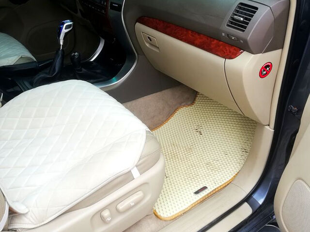 Сірий Тойота Ленд Крузер Прадо, об'ємом двигуна 4 л та пробігом 157 тис. км за 19200 $, фото 7 на Automoto.ua