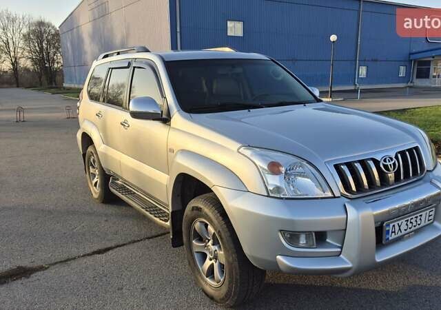 Серый Тойота Ленд Крузер Прадо, объемом двигателя 2.7 л и пробегом 173 тыс. км за 11900 $, фото 3 на Automoto.ua