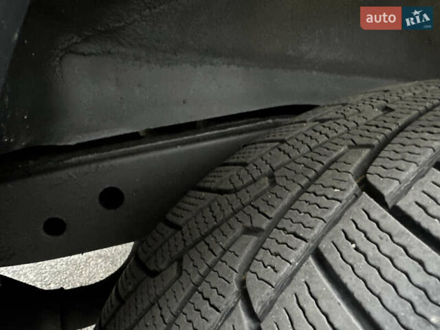 Сірий Тойота Ленд Крузер Прадо, об'ємом двигуна 4 л та пробігом 234 тис. км за 16400 $, фото 22 на Automoto.ua