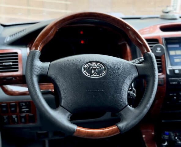 Серый Тойота Ленд Крузер Прадо, объемом двигателя 2.98 л и пробегом 410 тыс. км за 14750 $, фото 12 на Automoto.ua