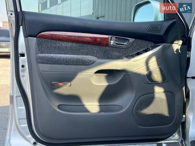 Сірий Тойота Ленд Крузер Прадо, об'ємом двигуна 4 л та пробігом 166 тис. км за 17500 $, фото 23 на Automoto.ua