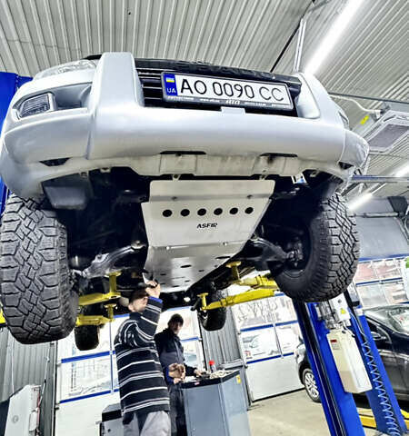 Серый Тойота Ленд Крузер Прадо, объемом двигателя 3.96 л и пробегом 177 тыс. км за 23000 $, фото 7 на Automoto.ua