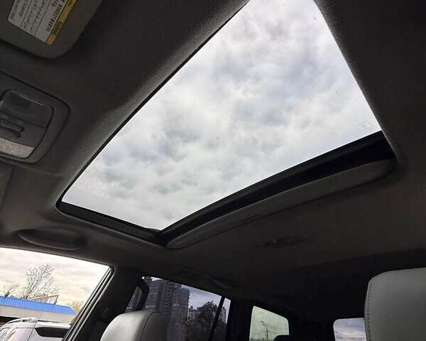 Сірий Тойота Ленд Крузер Прадо, об'ємом двигуна 4 л та пробігом 250 тис. км за 13900 $, фото 23 на Automoto.ua