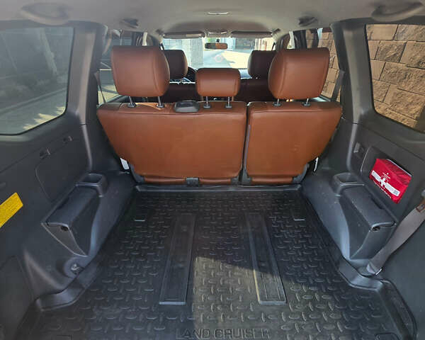 Сірий Тойота Ленд Крузер Прадо, об'ємом двигуна 2.69 л та пробігом 200 тис. км за 15000 $, фото 9 на Automoto.ua