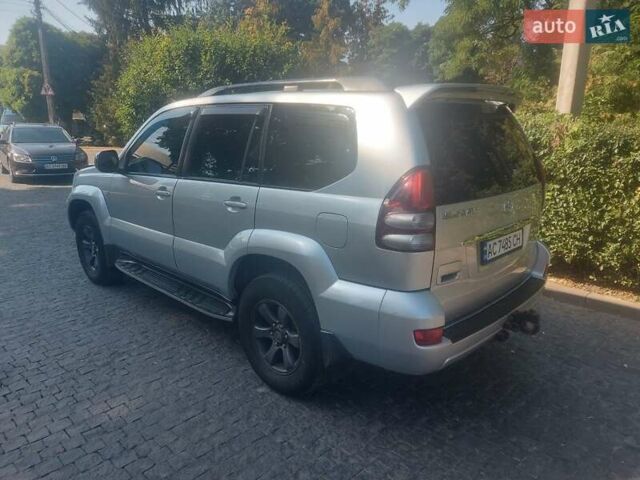 Сірий Тойота Ленд Крузер Прадо, об'ємом двигуна 2.69 л та пробігом 318 тис. км за 12499 $, фото 1 на Automoto.ua