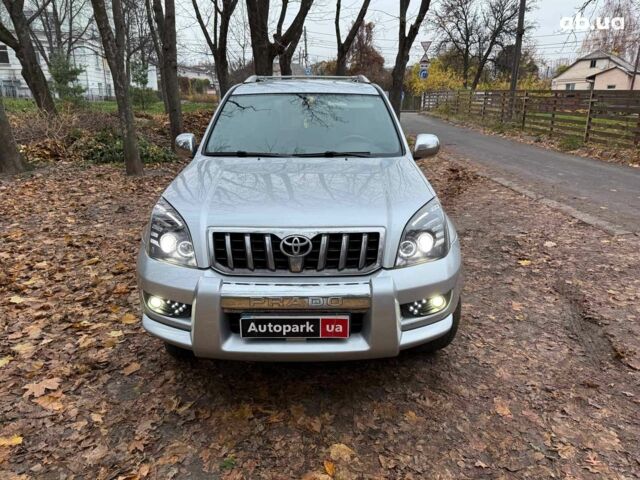 Серый Тойота Ленд Крузер Прадо, объемом двигателя 2.7 л и пробегом 300 тыс. км за 11940 $, фото 2 на Automoto.ua