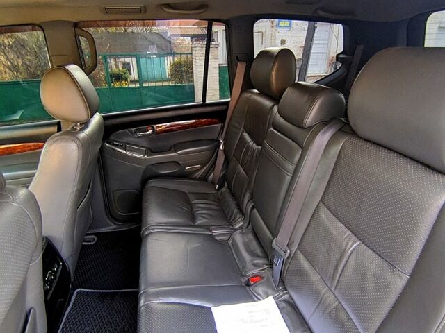 Сірий Тойота Ленд Крузер Прадо, об'ємом двигуна 4 л та пробігом 207 тис. км за 14400 $, фото 8 на Automoto.ua