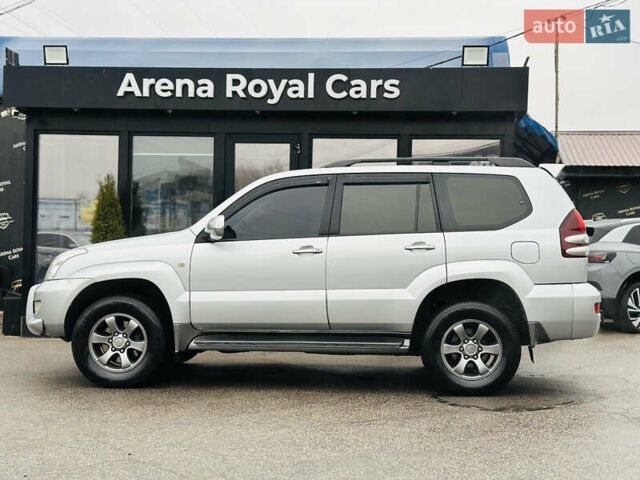 Серый Тойота Ленд Крузер Прадо, объемом двигателя 2.7 л и пробегом 173 тыс. км за 12500 $, фото 4 на Automoto.ua