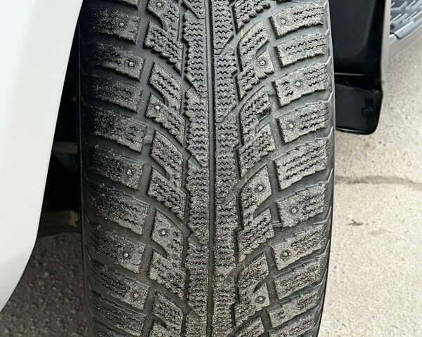 Сірий Тойота Ленд Крузер Прадо, об'ємом двигуна 4 л та пробігом 203 тис. км за 15499 $, фото 14 на Automoto.ua