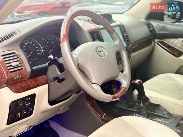 Сірий Тойота Ленд Крузер Прадо, об'ємом двигуна 4 л та пробігом 398 тис. км за 14999 $, фото 18 на Automoto.ua