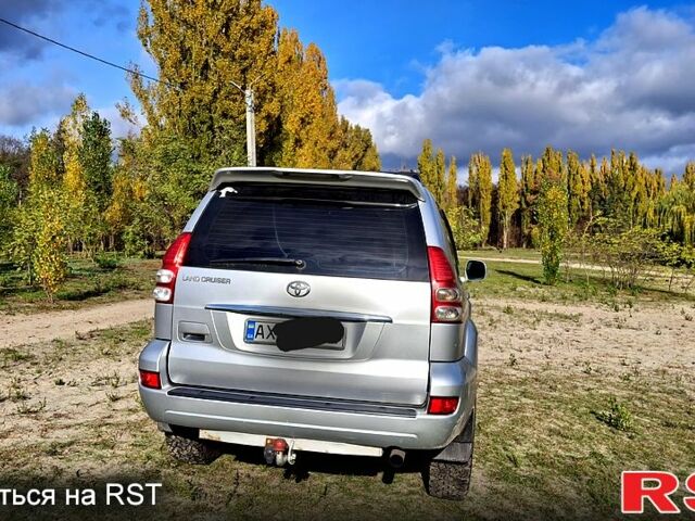 Серый Тойота Ленд Крузер Прадо, объемом двигателя 4 л и пробегом 316 тыс. км за 14040 $, фото 3 на Automoto.ua
