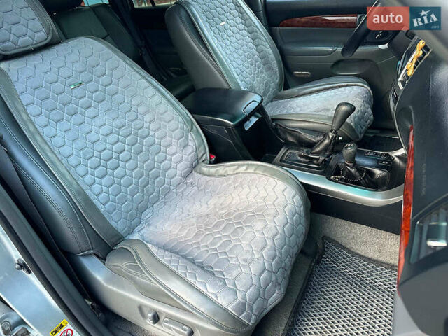 Серый Тойота Ленд Крузер Прадо, объемом двигателя 4 л и пробегом 280 тыс. км за 14490 $, фото 17 на Automoto.ua