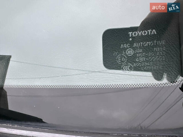 Сірий Тойота Ленд Крузер Прадо, об'ємом двигуна 4 л та пробігом 234 тис. км за 16400 $, фото 24 на Automoto.ua