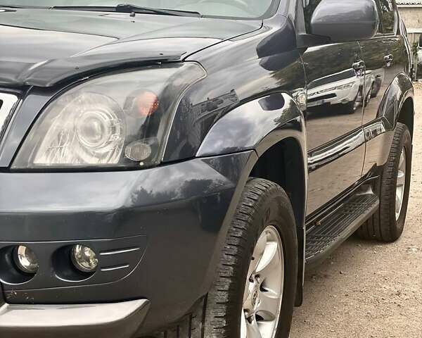 Сірий Тойота Ленд Крузер Прадо, об'ємом двигуна 4 л та пробігом 398 тис. км за 14999 $, фото 12 на Automoto.ua