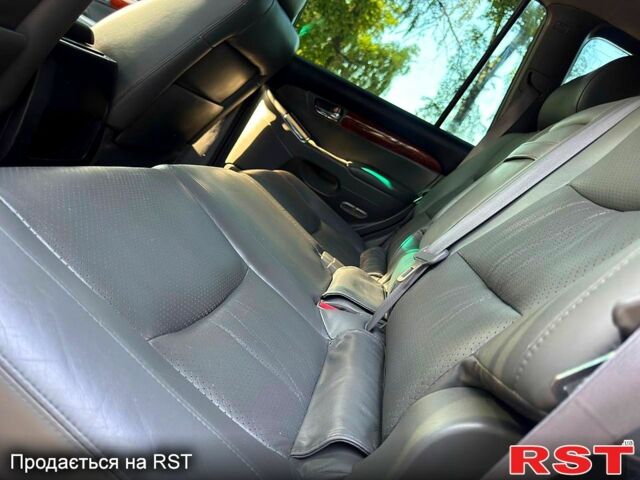 Серый Тойота Ленд Крузер Прадо, объемом двигателя 4 л и пробегом 197 тыс. км за 13990 $, фото 4 на Automoto.ua