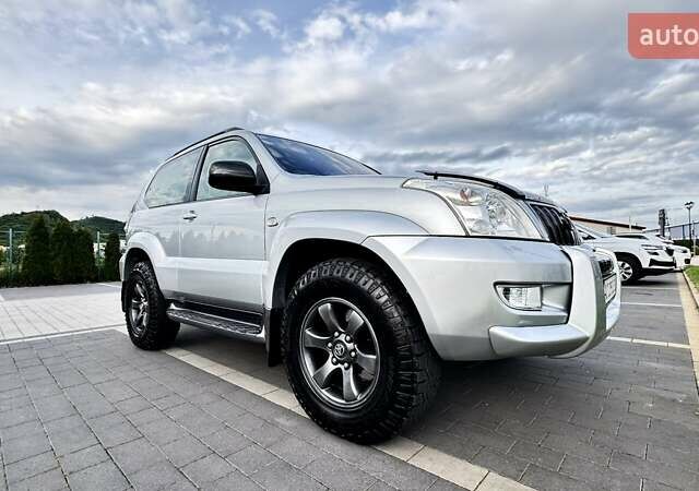 Сірий Тойота Ленд Крузер Прадо, об'ємом двигуна 3.96 л та пробігом 180 тис. км за 25500 $, фото 5 на Automoto.ua