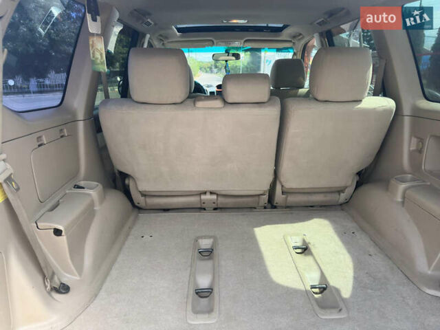 Серый Тойота Ленд Крузер Прадо, объемом двигателя 3.96 л и пробегом 313 тыс. км за 13800 $, фото 4 на Automoto.ua